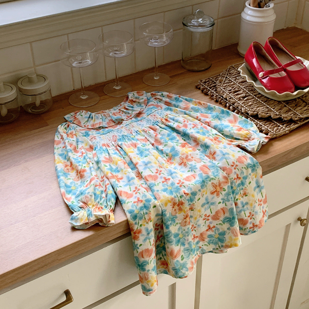 Arrival Autumn Girls Cute Colorful Flowers Painting Pattern Long Sleeves Dress with Ruffle Collar