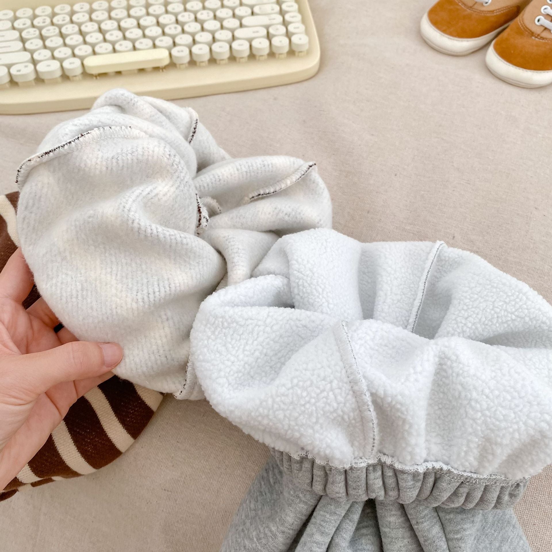 Autumn and Winter Arrival Casual Style Striped Pattern Fleece-Lined Pants for Baby and Kids