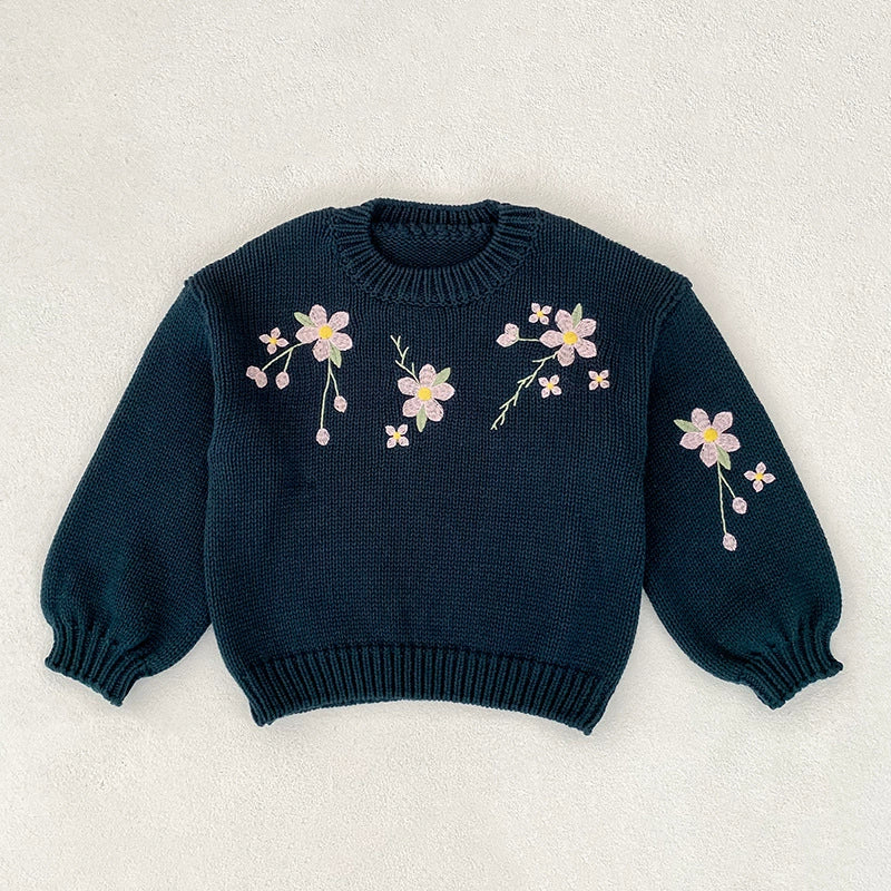 Autumn Arrival Baby Girls Comfortable Vivid Flowers Embroidery Pattern Knitted Long Sleeves Sweater